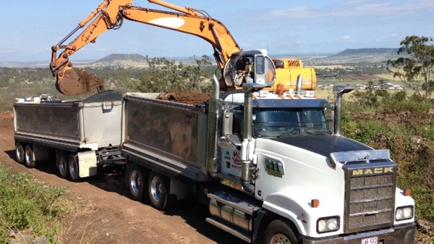Wayne Young Transport & Tipper Hire Hero Image