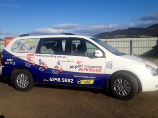 Airport Undercover Parking Hero Image