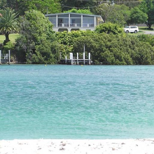 By The Sea Waterfront Accommodation