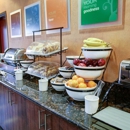 Comfort Inn & Suites Navasota - Motels