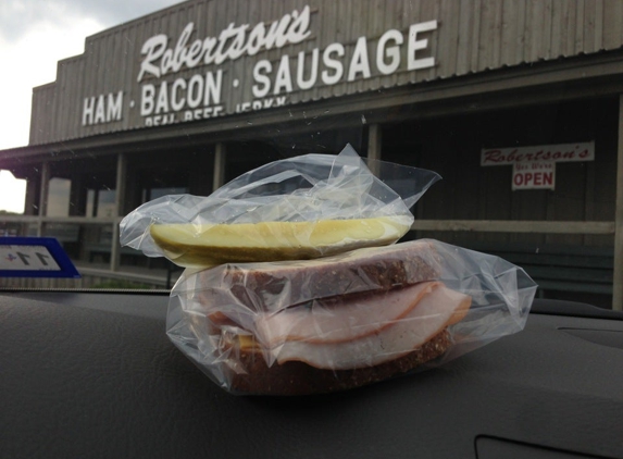 Robertson's Hams - Marietta, OK