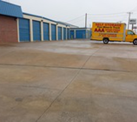 AAA Safgard Storage - Paris, TX