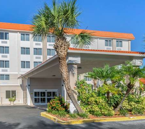 Comfort Inn St Petersburg North - Saint Petersburg, FL