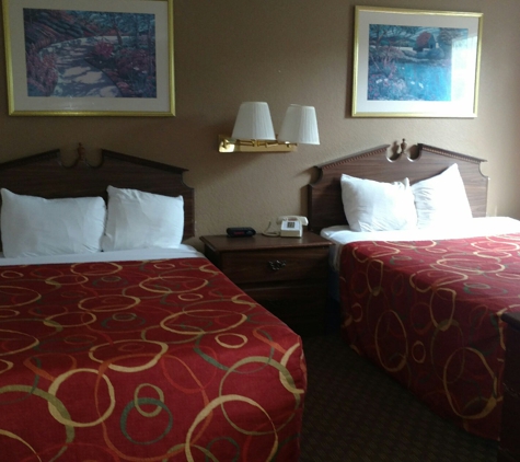 Crestwood Suites of Fort Myers - Fort Myers, FL