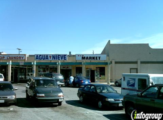 B & W Market - Fontana, CA