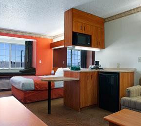 Microtel Inn & Suites by Wyndham Raton - Raton, NM
