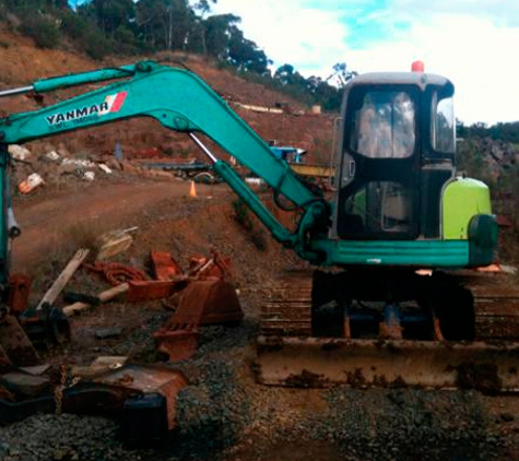 Phillips Civil Contracting - Cairns Bay, TAS