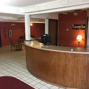 Luxury Inn and Suites - Lincoln, NE