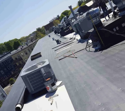 Waze Development - Cambridge, MA. Commercial Rubber Roofing