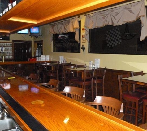 Checkerboards Pizza Restaurant & Bar - Hudson, MA