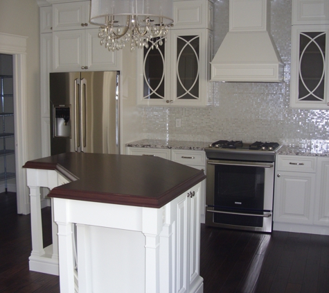 CL Woodworks and Custom Cabinets Inc - Salem, OR