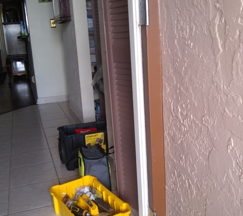 Broward Locksmiths - Plantation, FL. Broward Locksmith, from Lockouts to Door Replacement, based in Plantation Fl.