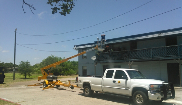 Expert Maintenance Solutions - Corpus Christi, TX. Gutter Install, Services.. cleaning, covering.
