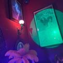 Shaker's Cigar Bar - Restaurants