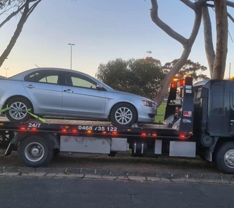 K&M Towing & Haulage - Teesdale, VIC