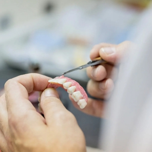 Geelong Denture Care Centre - Geelong, VIC