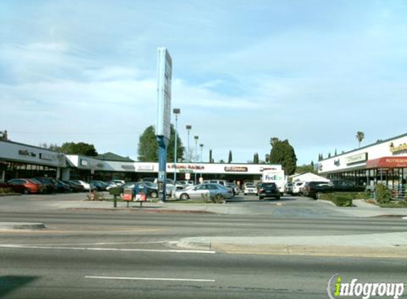 Golden Chicken - Van Nuys, CA