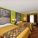Super 8 by Wyndham Lake of the Ozarks - Hotels