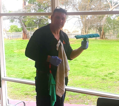 Tree Of Life Cleaning And Maintenance - Ravenhall, VIC