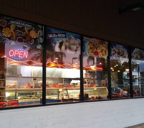 Go Print US - Jurupa Valley, CA. We make custom Window Clings and posters for any business!