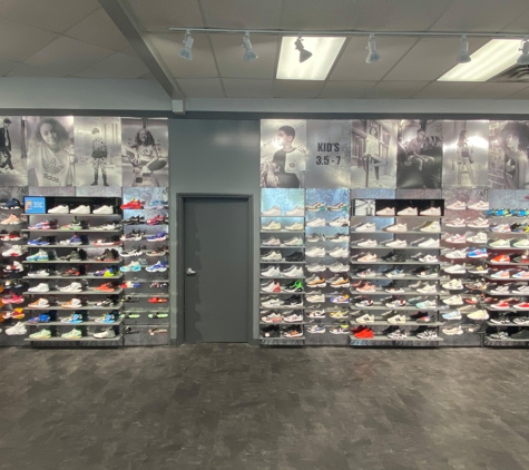 Hibbett Sports - Conway, AR