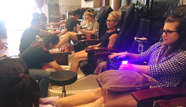 Signature Nail Salon - Rockwall, TX