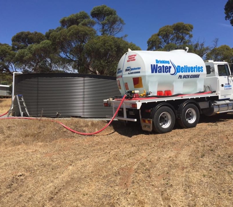 LINCOLN CONTRACTING , LINCOLN WATER DELIVERIES, WATER CARTAGE - Port Lincoln, SA
