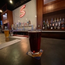 Suzie's Dogs & Drafts - Restaurants