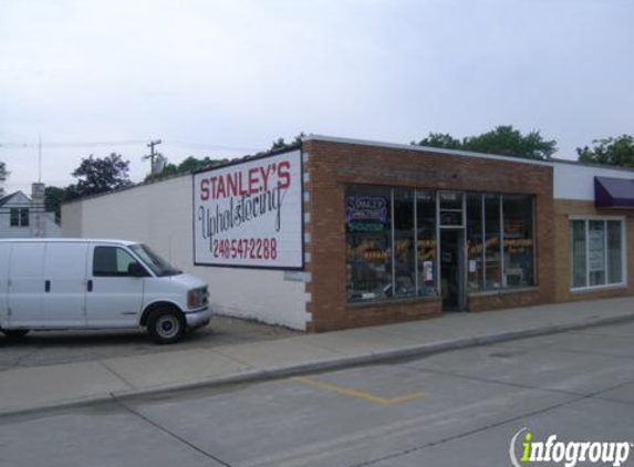 Stanley Upholstering Inc - Oak Park, MI