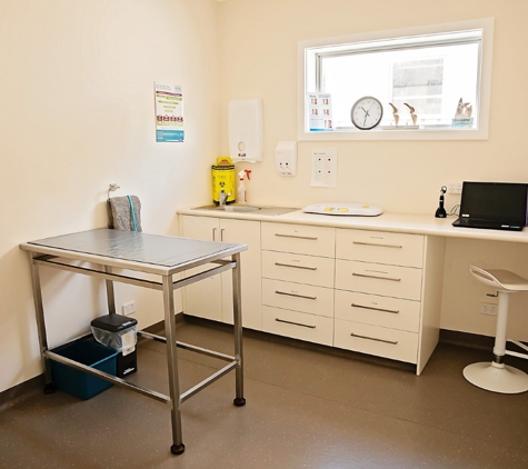 Blue Lake Veterinary Clinic - Mount Gambier, SA