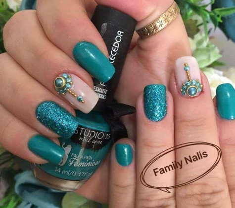 Family Nails Salon - Houston, TX