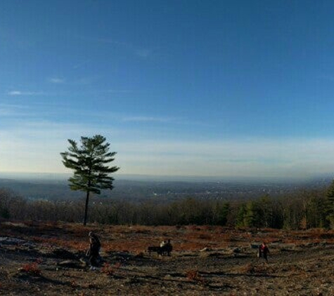 Case Mountain Communications - Manchester, CT