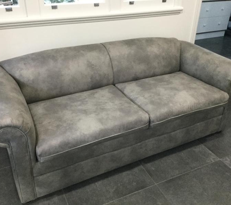 Aussie Upholstery - Indooroopilly, QLD
