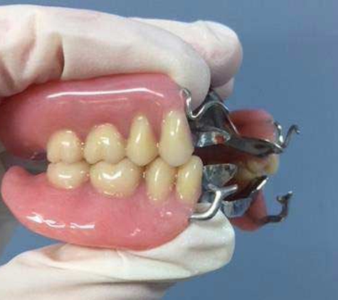 Natural Looks Denture Clinic & Laboratory - Mudgeeraba, QLD