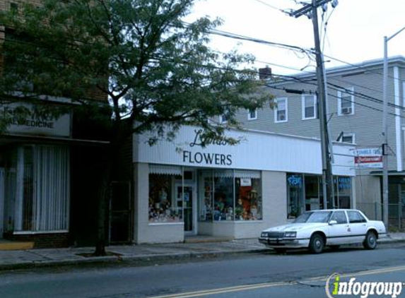 Lomas Flowers - Saugus, MA