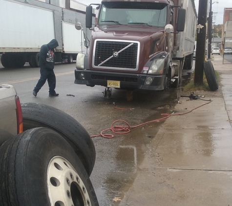 Juarez Truck Tires - Paterson, NJ