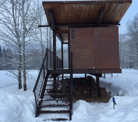 Rolling Huts Cabins - Winthrop, WA