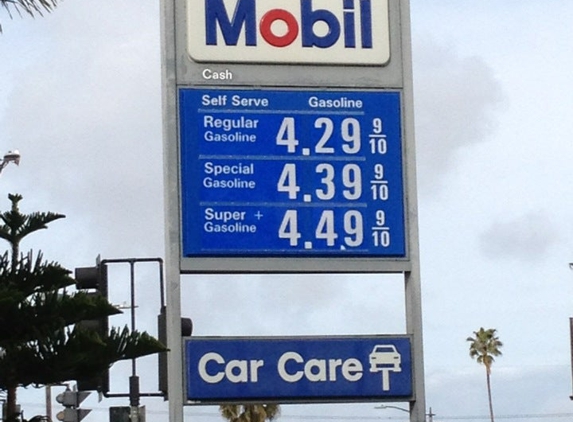 Mobil - Redondo Beach, CA