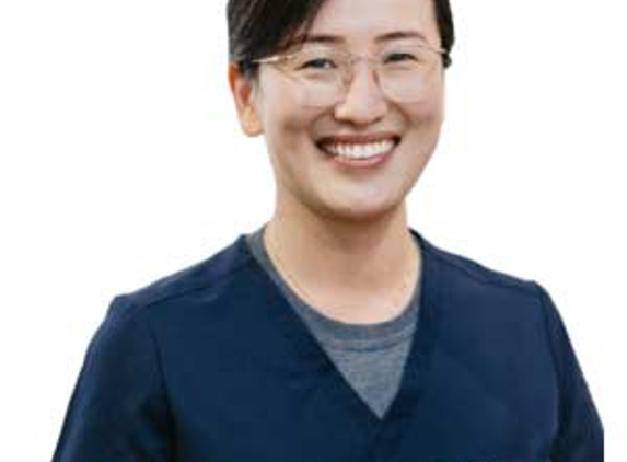 Chermside Dental Care - Chermside, QLD. Dr Julia Jeffers