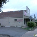 Delton's Pecan Street Barber Shop - Barbers