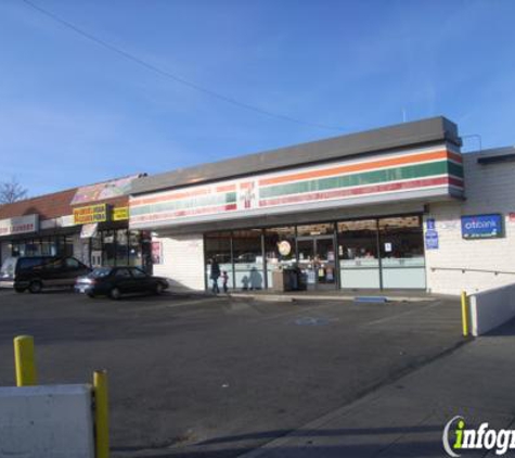 7-Eleven - Canoga Park, CA