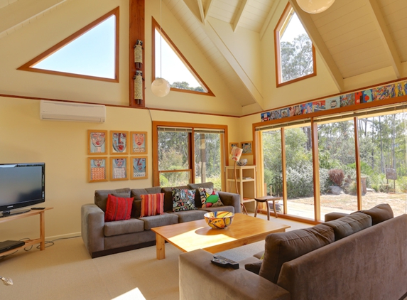 North Eastern Country Real Estate - Euroa, VIC