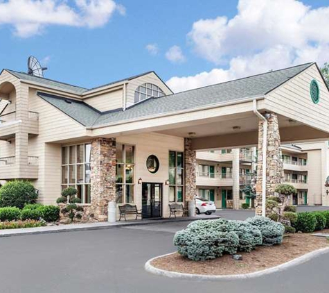 Quality Inn & Suites at Dollywood Lane - Pigeon Forge, TN