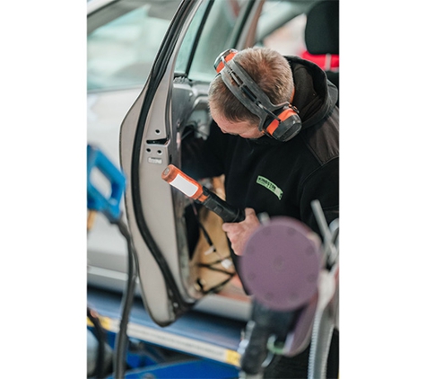 Kingston Panel & Paint - Huntingfield, TAS