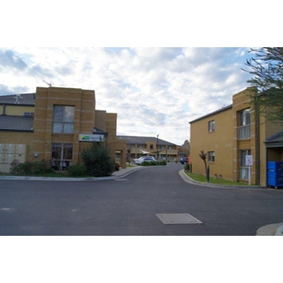 Burton Constructions Pty Ltd - East Wagga Wagga, NSW. Quest Apartments Wagga