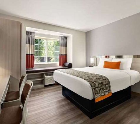 Microtel Inn & Suites by Wyndham Raleigh - Raleigh, NC