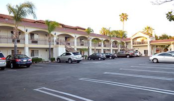 Dynasty Suites Hotel - Riverside, CA