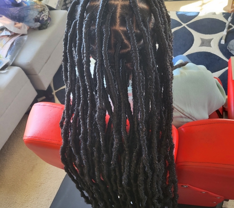 Braids By Tifini - Palm Bay, FL