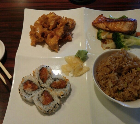 BluFish Sushi Bistro - Glenview, IL