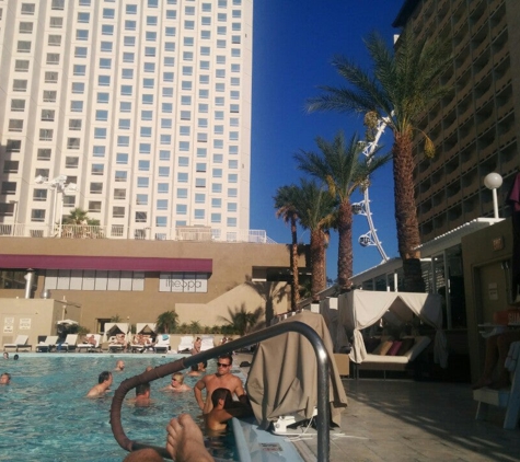 The Pool at Harrah's - Las Vegas, NV